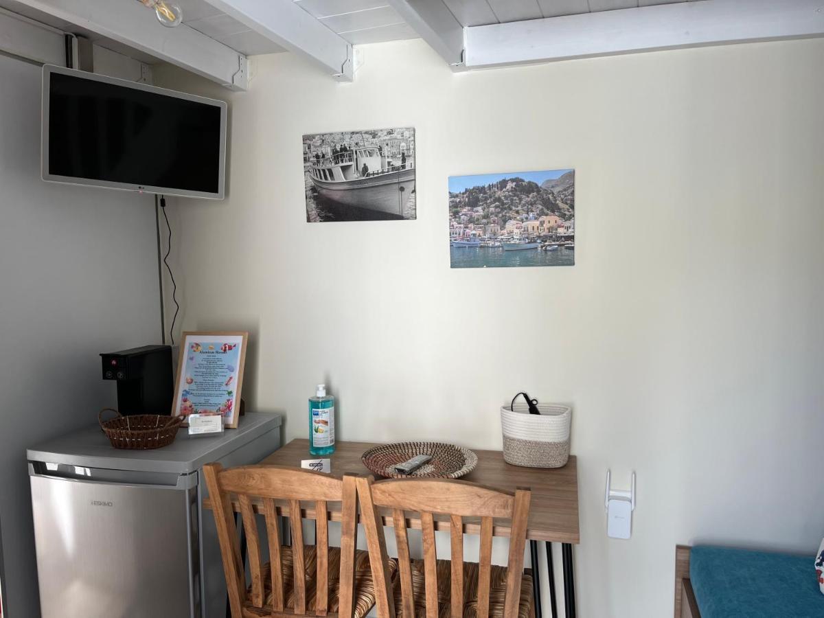Aleminas Rooms Symi Exterior foto